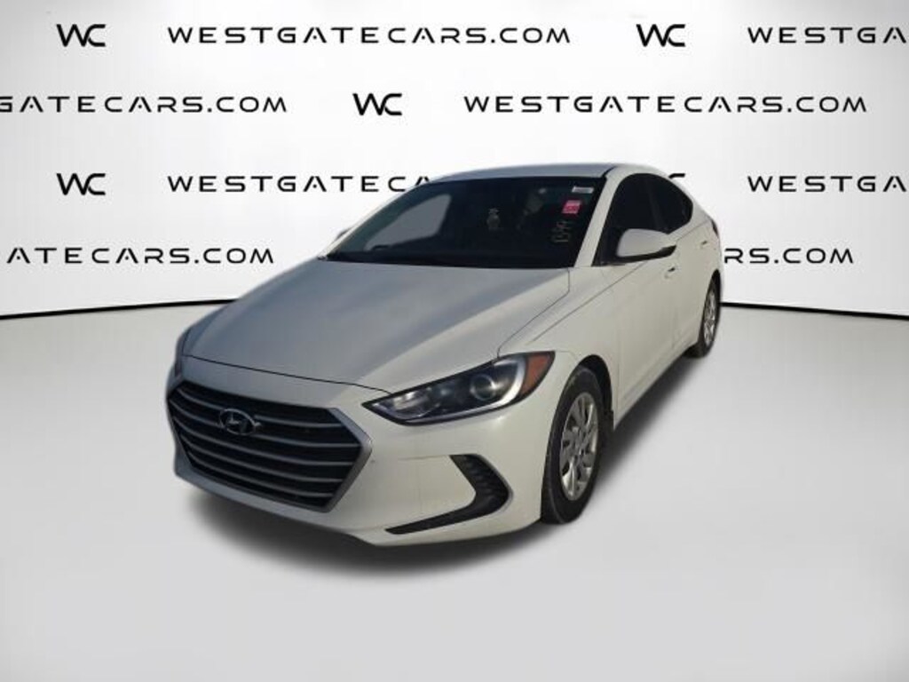 Used 2018 Hyundai Elantra SE Sedan
