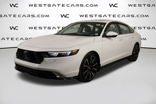2023 Honda Accord Hybrid Touring w/BSI Sedan