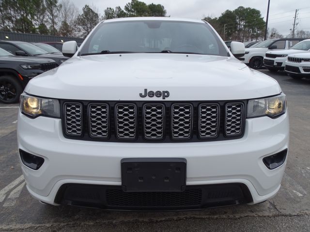 2021 Jeep Grand Cherokee Laredo X photo 2