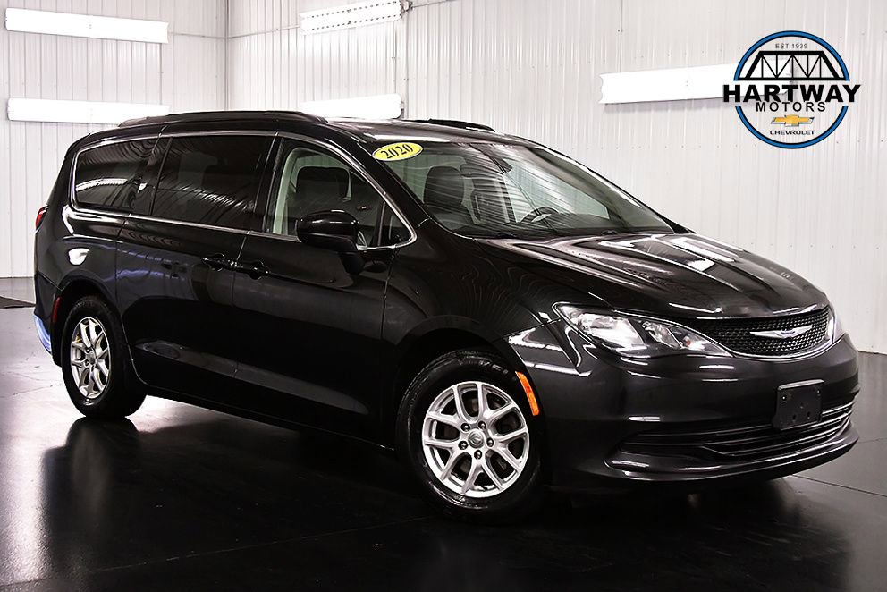 2020 Chrysler Voyager