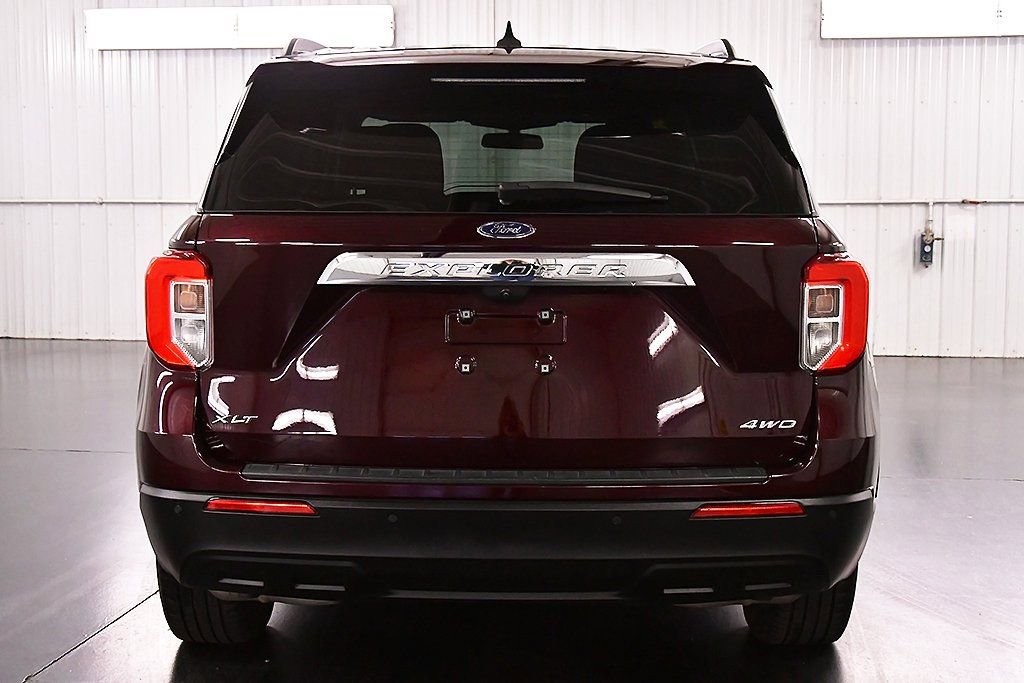 2022 Ford Explorer XLT - Photo 6