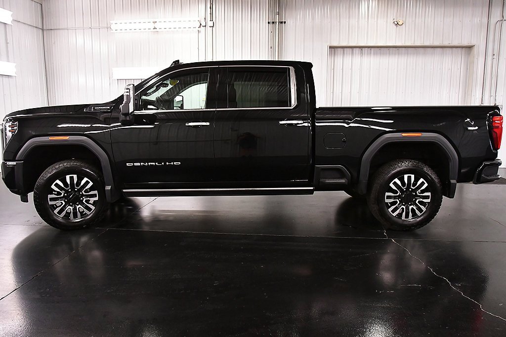 2025 Gmc Sierra 2500 HD Denali Ultimate photo 2