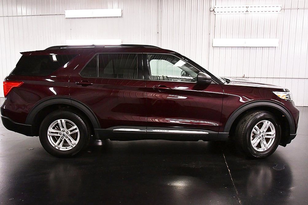 2022 Ford Explorer XLT - Photo 8