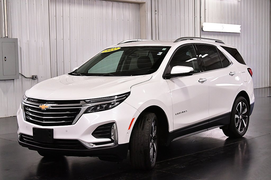 2022 Chevrolet Equinox Premier photo 3
