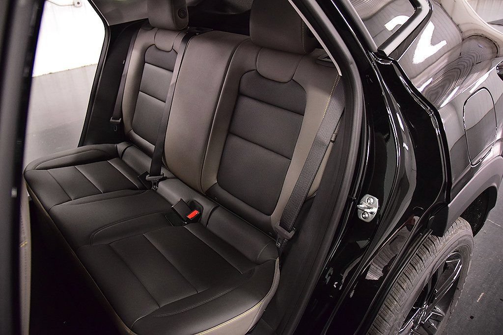 2025 Chevrolet Trax Activ - Photo 31
