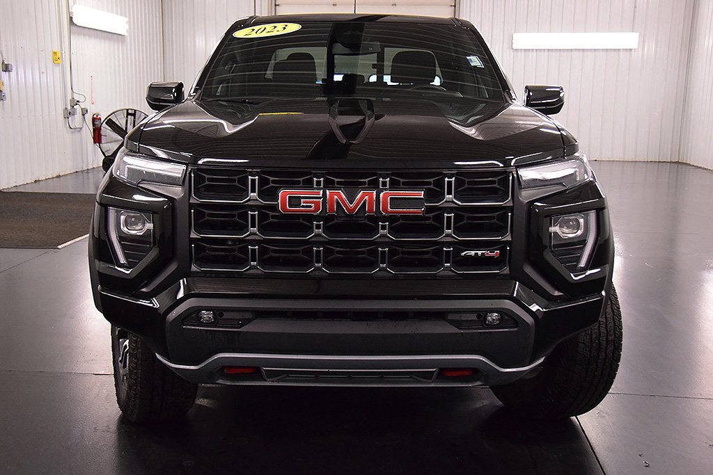 2023 Gmc Canyon AT4 photo 2