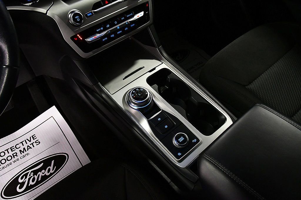 2022 Ford Explorer XLT - Photo 23