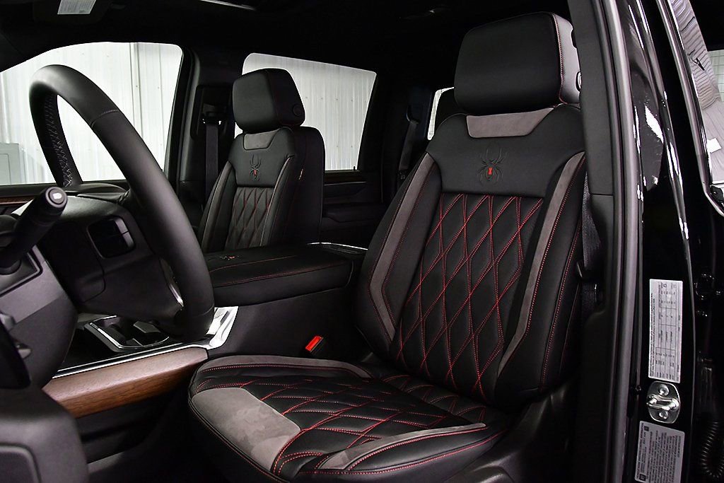 2026 Chevrolet Silverado 3500 HD High Country - Photo 26