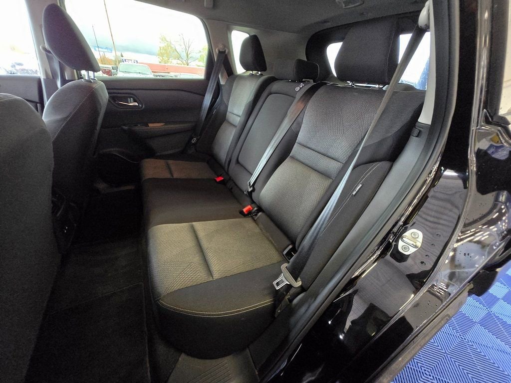 2025 Nissan Rogue SV - Photo 22