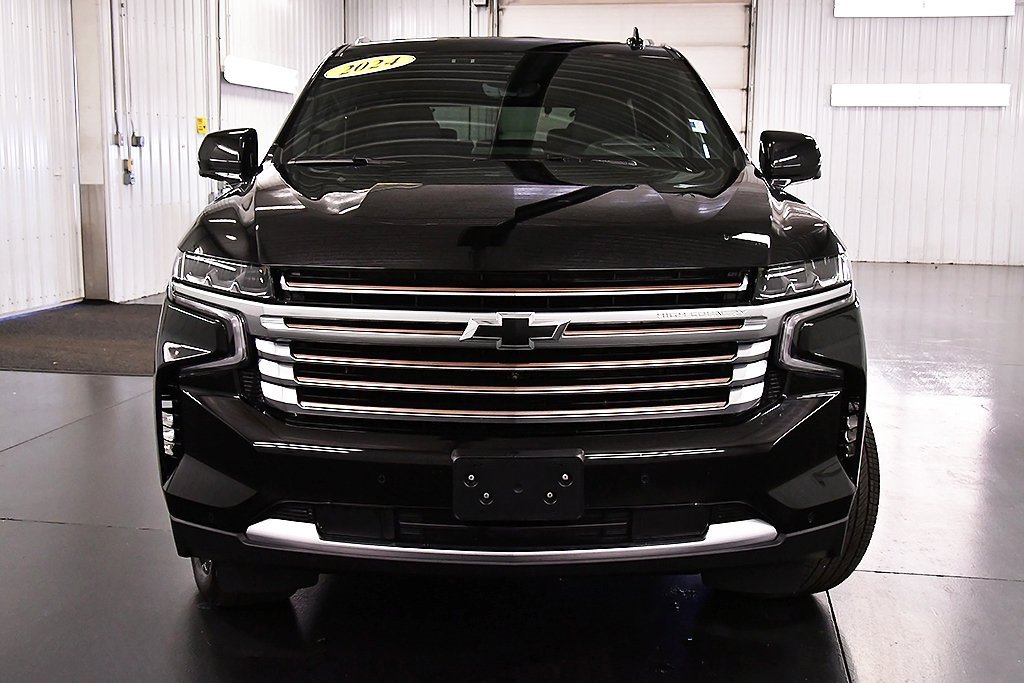 2024 Chevrolet Tahoe High Country photo 2