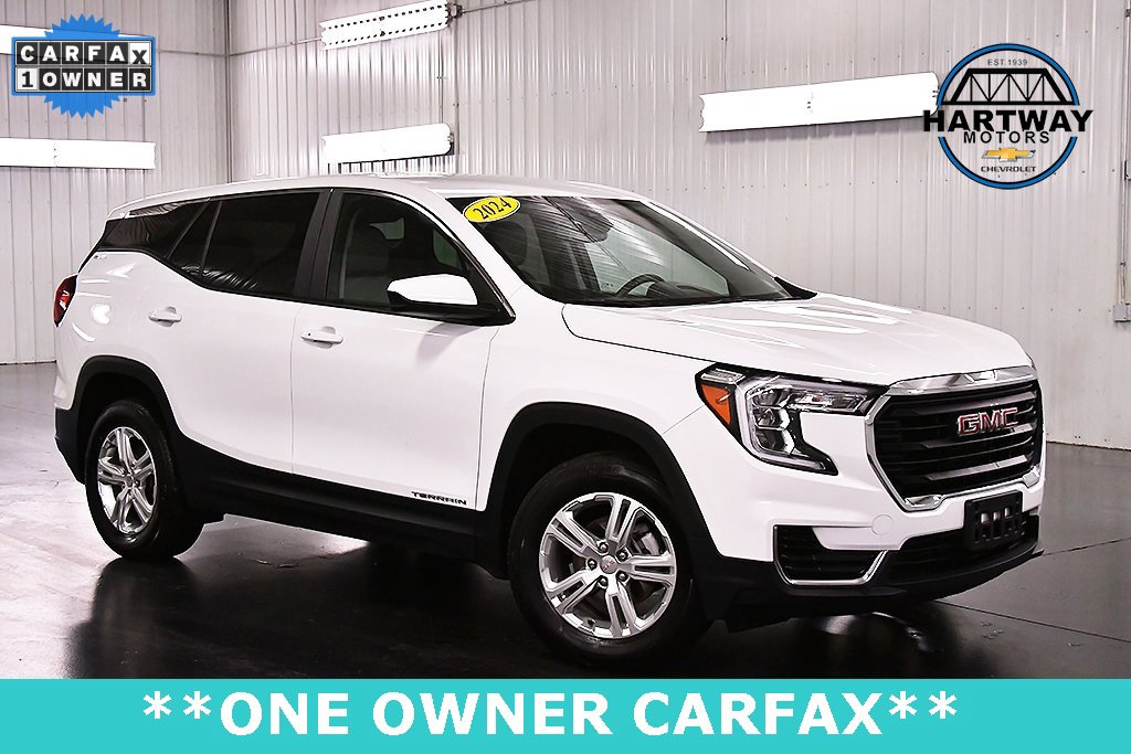 2024 GMC Terrain SLE's photo