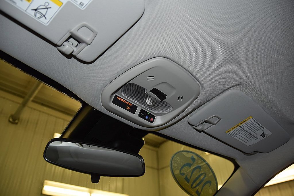 2025 Chevrolet Trax Activ - Photo 25