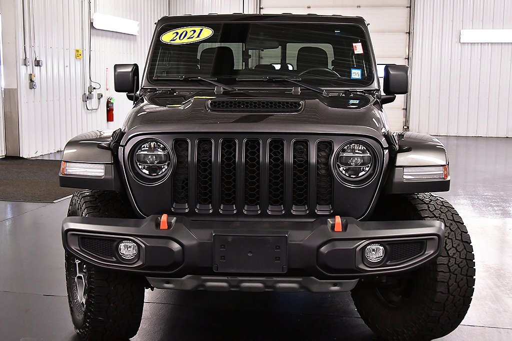 Used 2021 Jeep Gladiator Mojave with VIN 1C6JJTEG8ML562457 for sale in Medina, NY