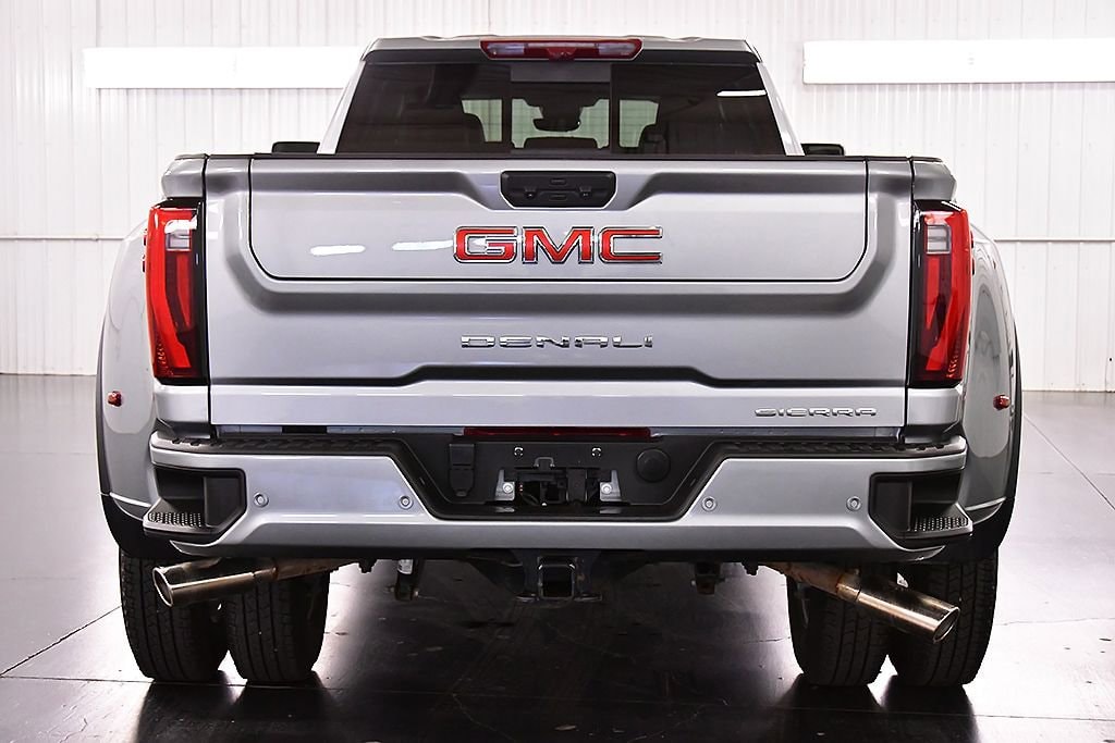 2025 GMC Sierra 3500HD Denali - Photo 6