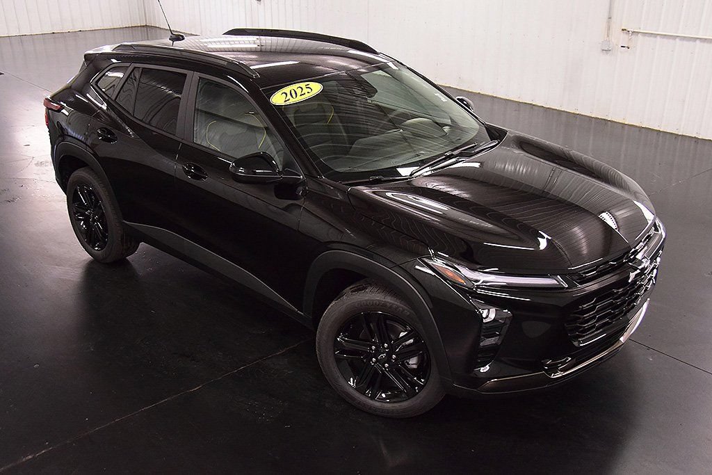 2025 Chevrolet Trax Activ - Photo 9