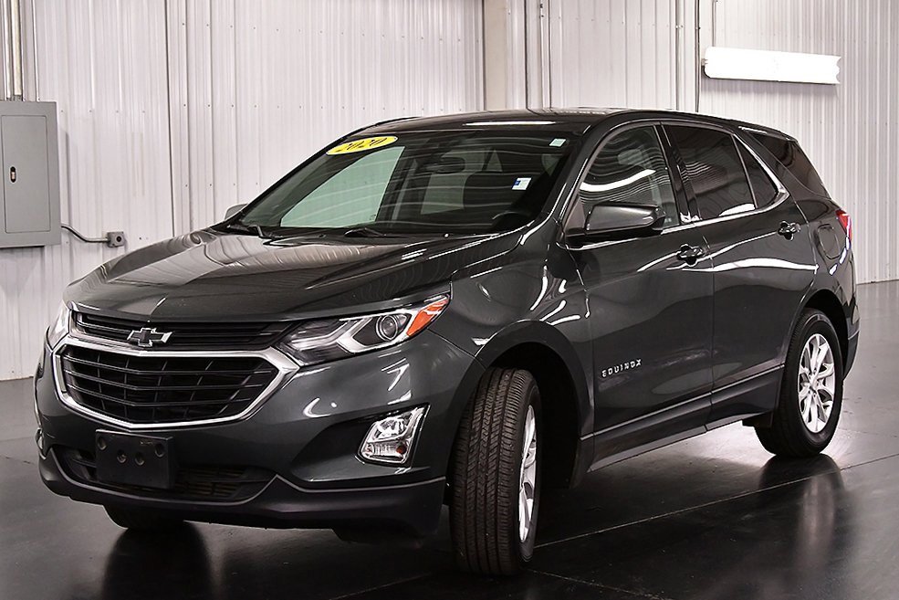 2020 Chevrolet Equinox LT photo 3