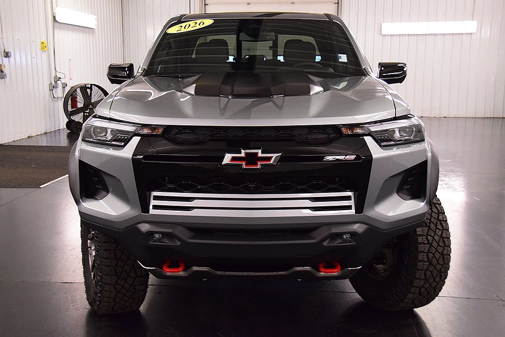 2026 Chevrolet Colorado ZR2 photo 2