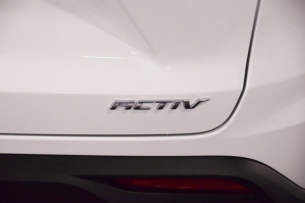 2025 Chevrolet Trax Activ - Photo 12