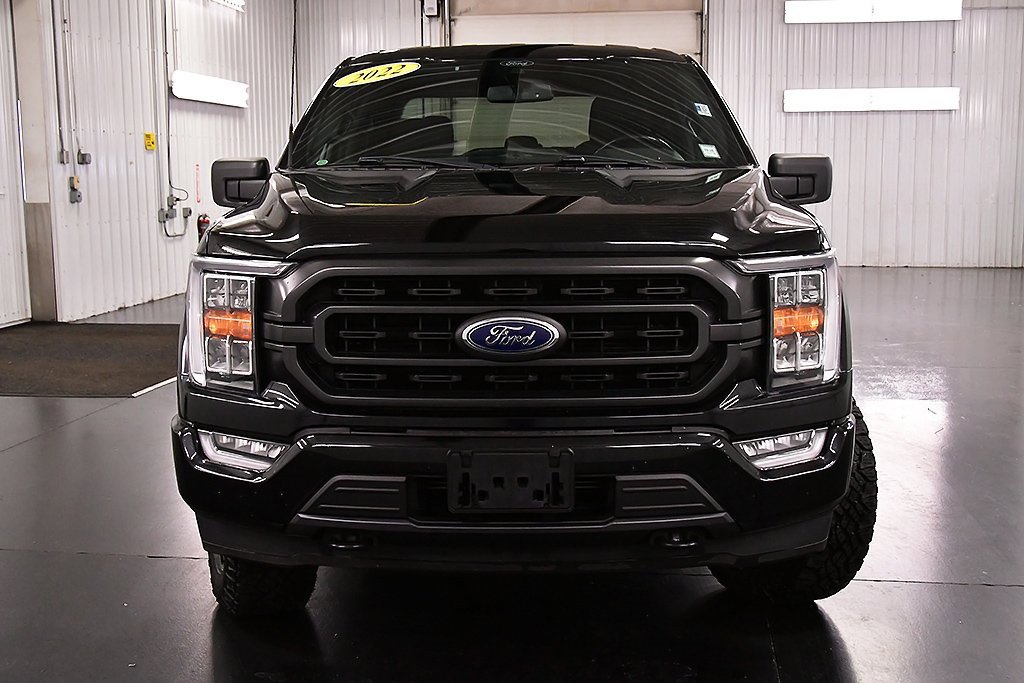 2022 Ford F-150 XLT photo 2