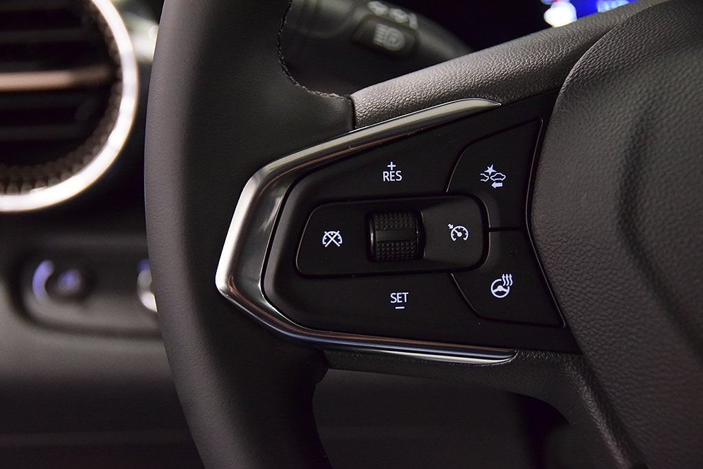 2025 Chevrolet Trax Activ - Photo 19
