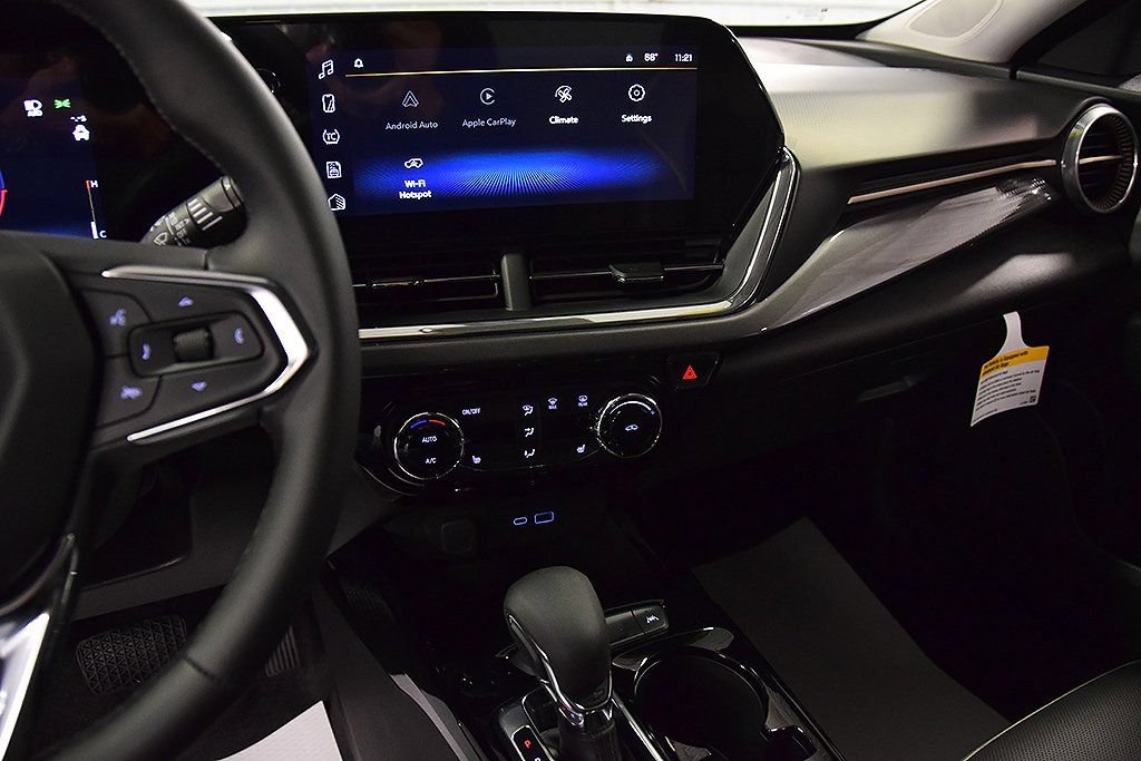 2025 Chevrolet Trax Activ - Photo 21