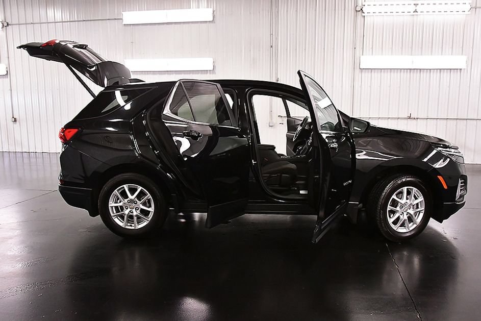2024 Chevrolet Equinox LT - Photo 31