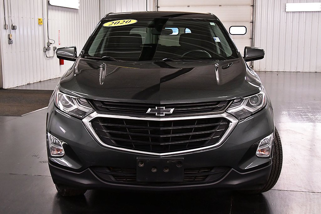 2020 Chevrolet Equinox LT photo 2