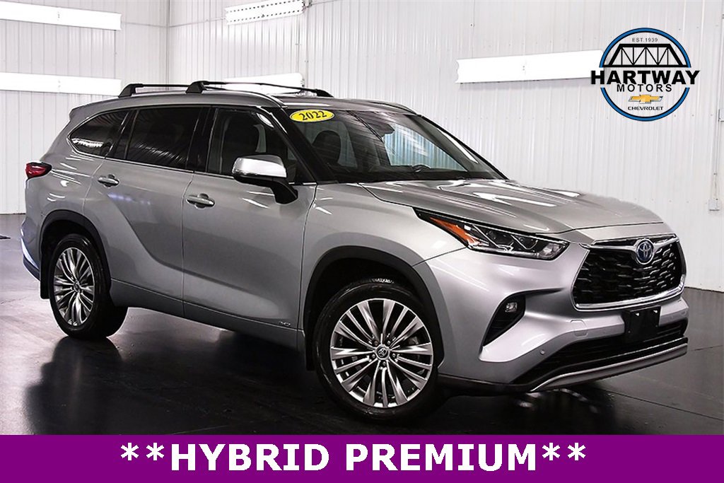 2022 Toyota Highlander Platinum