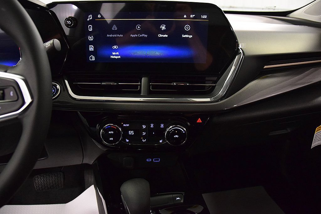 2025 Chevrolet Trax Activ - Photo 23