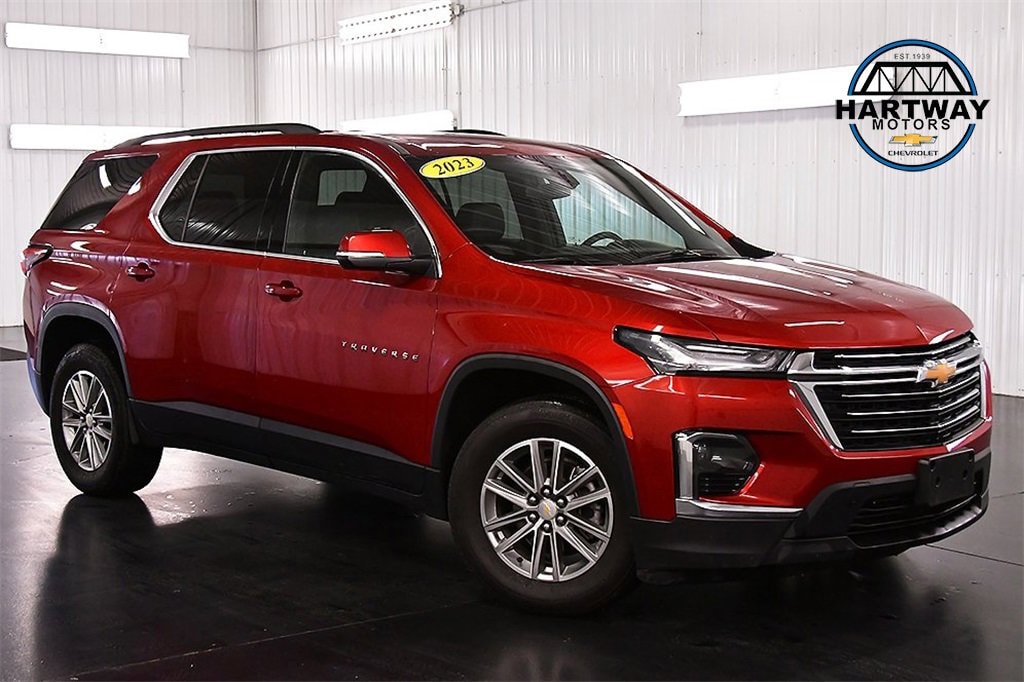 Used 2023 Chevrolet Traverse LT Leather SUV