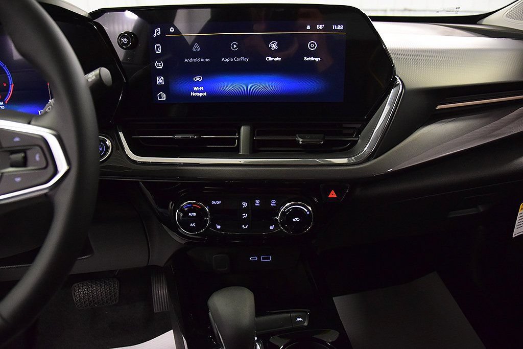 2025 Chevrolet Trax Activ - Photo 24