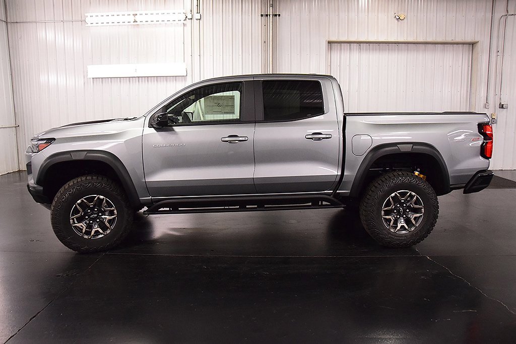 2026 Chevrolet Colorado ZR2 photo 4