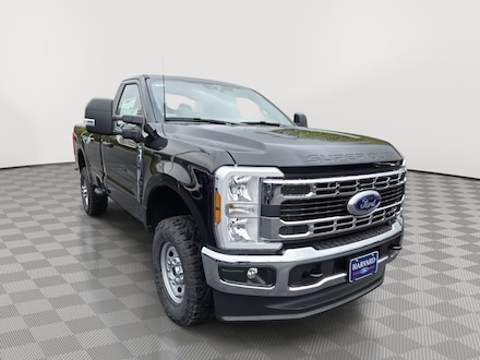 2025 Ford Super Duty F-350 XLT TRUCK