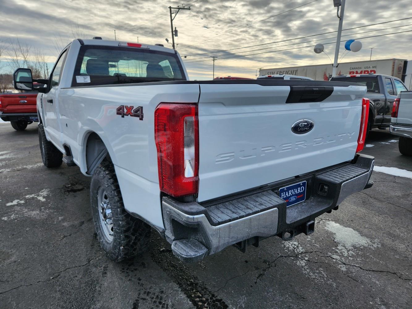 2025 Ford F-250 XL photo 4