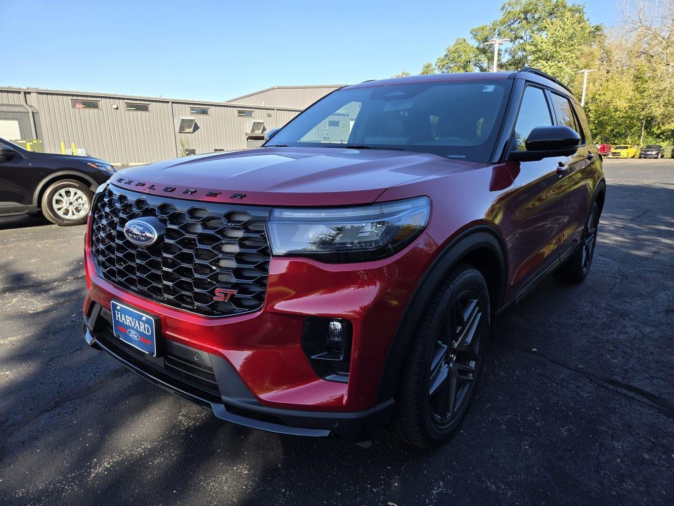 2025 Ford Explorer ST photo 2