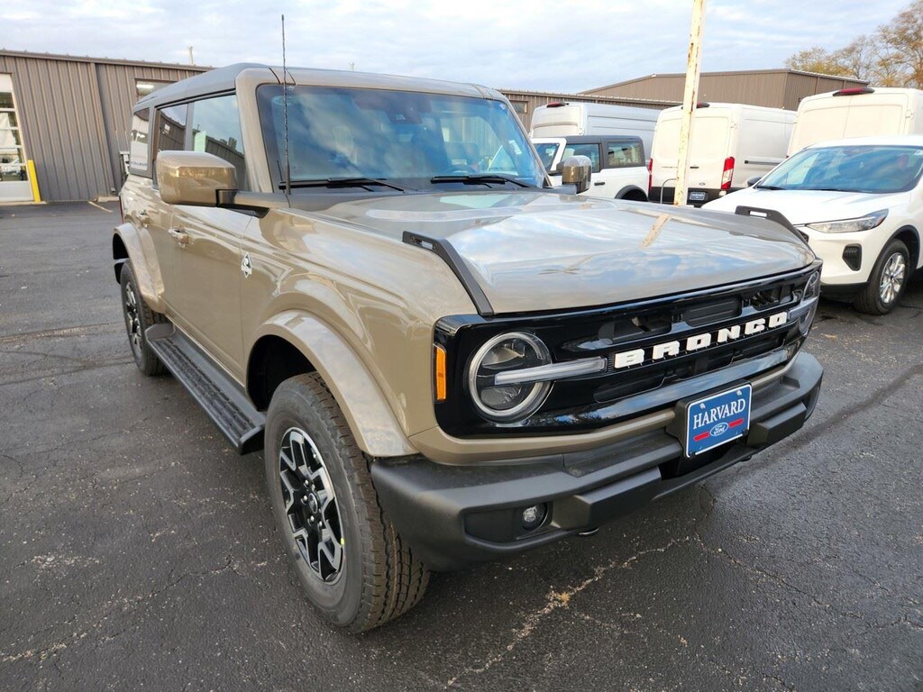 New 2025 Ford Bronco Outer Banks SUV