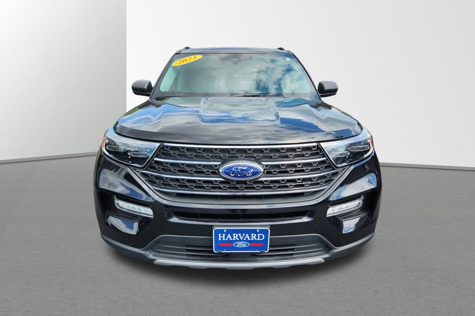 Used 2023 Ford Explorer XLT with VIN 1FMSK8DH6PGA59455 for sale in Harvard, IL