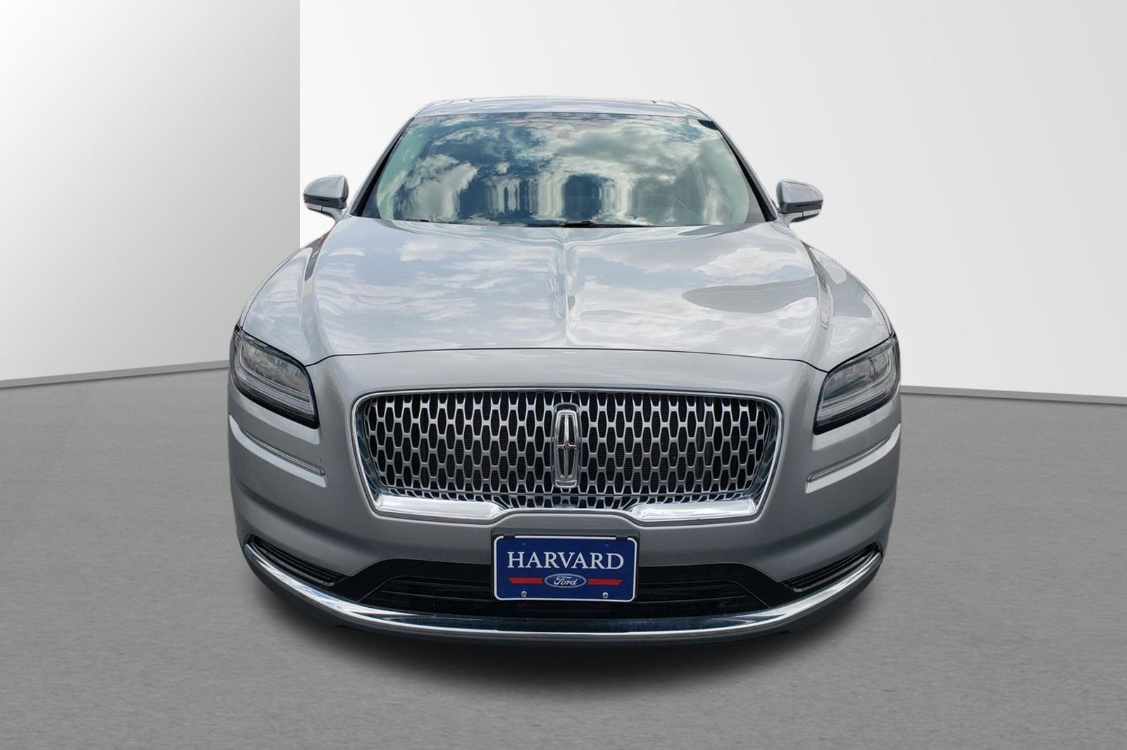 Used 2023 Lincoln Nautilus Reserve with VIN 2LMPJ8K99PBL06726 for sale in Harvard, IL