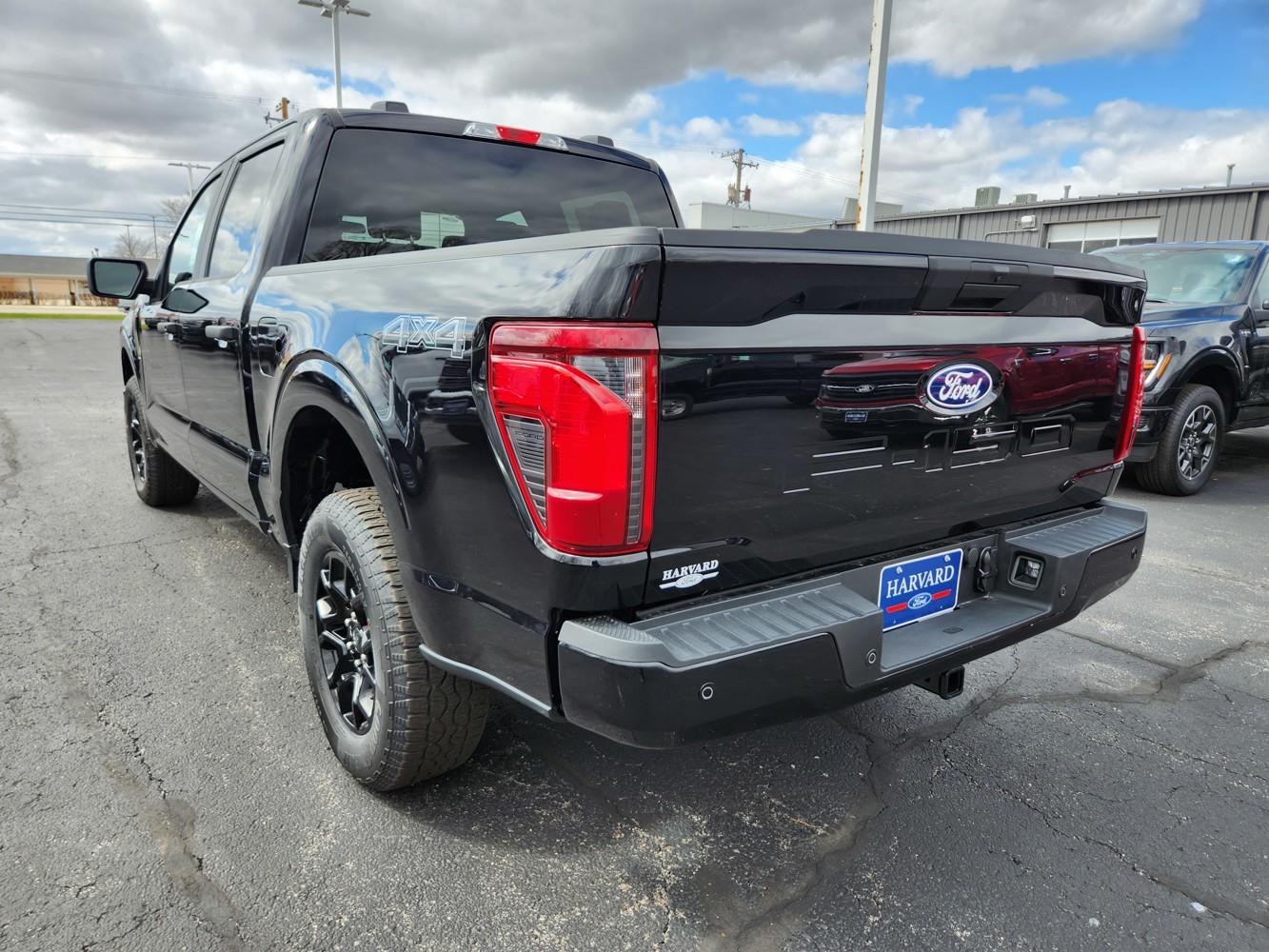 2025 Ford F-150 STX photo 4