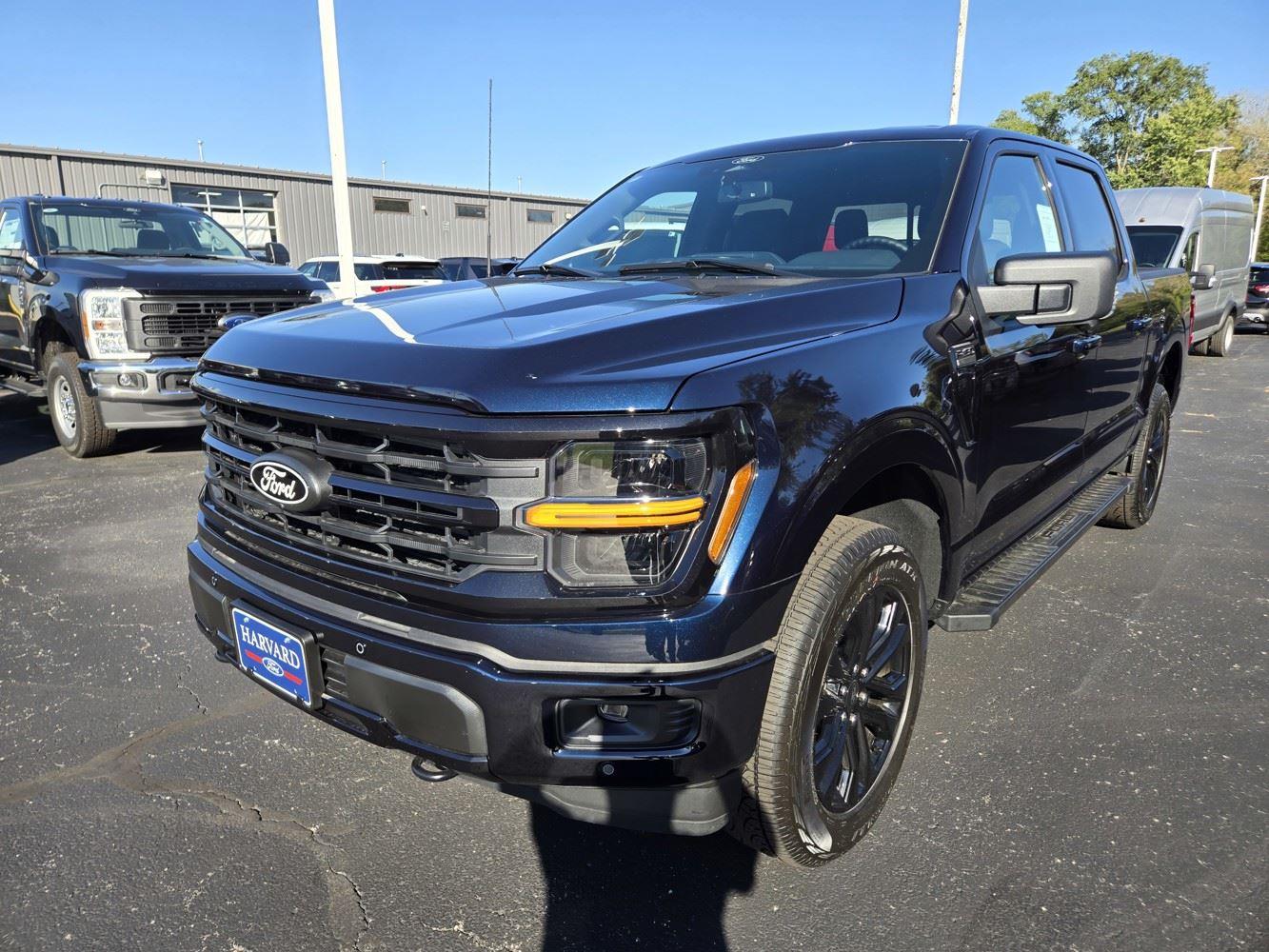 2025 Ford F-150 XLT photo 2
