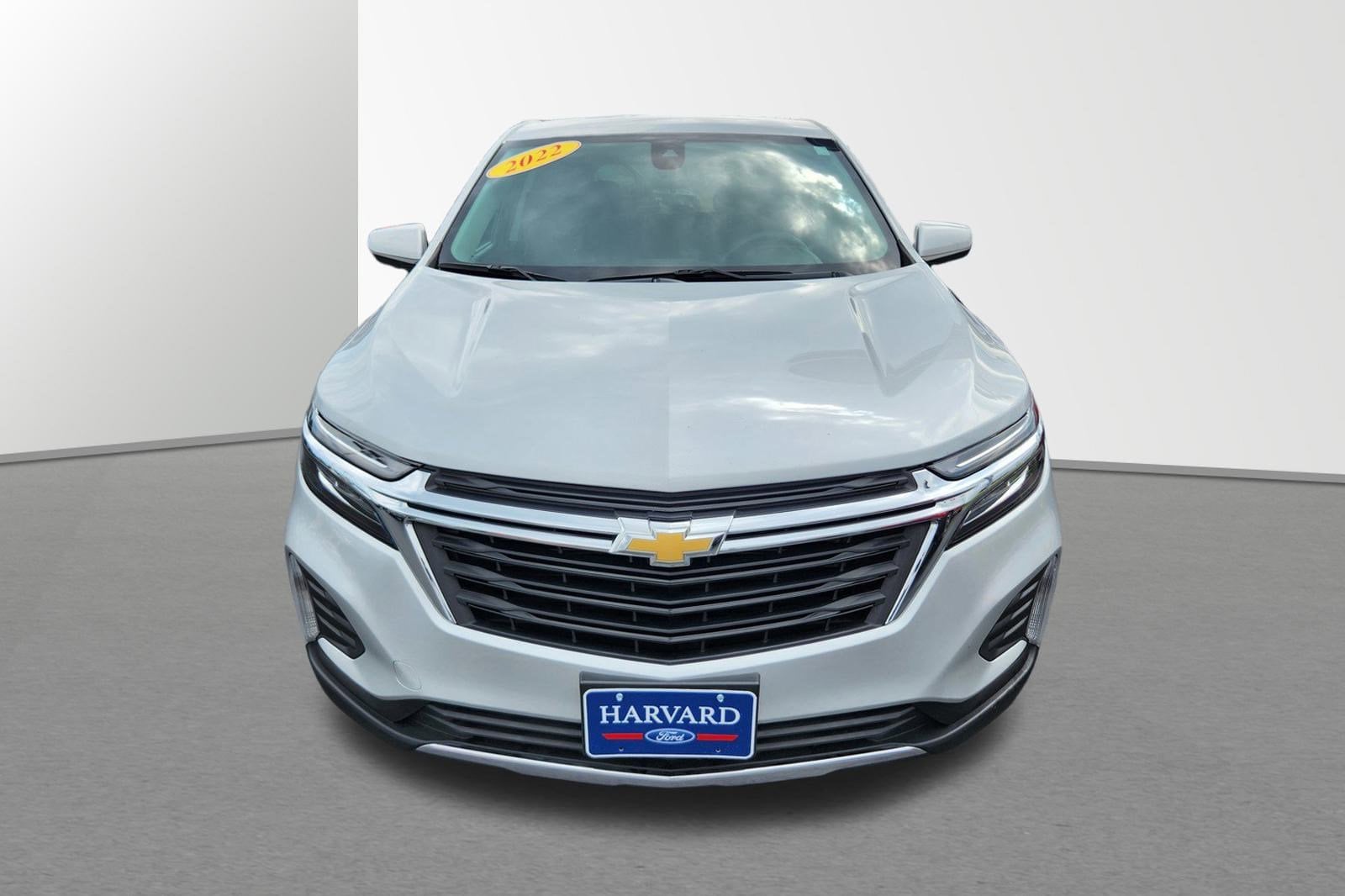 Used 2022 Chevrolet Equinox LT with VIN 3GNAXUEV1NL142225 for sale in Harvard, IL