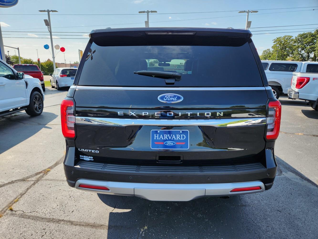 2023 Ford Expedition Limited photo 4
