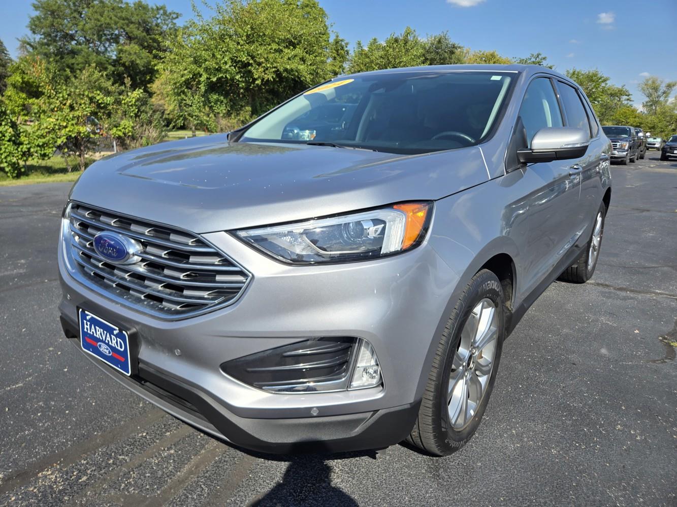 2024 Ford Edge Titanium photo 2