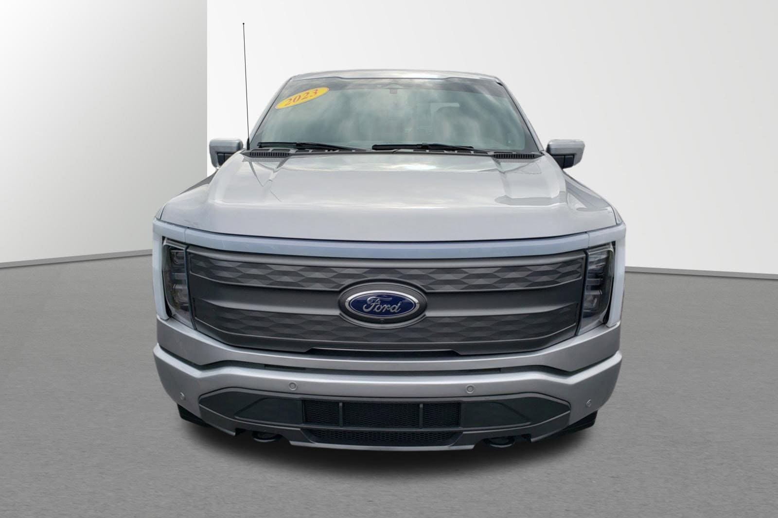 Used 2023 Ford F-150 Lightning Lariat with VIN 1FTVW1EL4PWG12982 for sale in Belvidere, IL