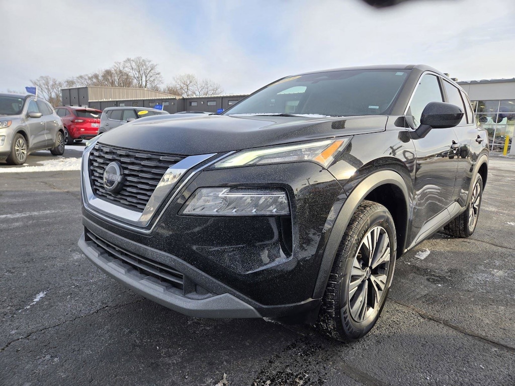 Used 2023 Nissan Rogue SV SUV