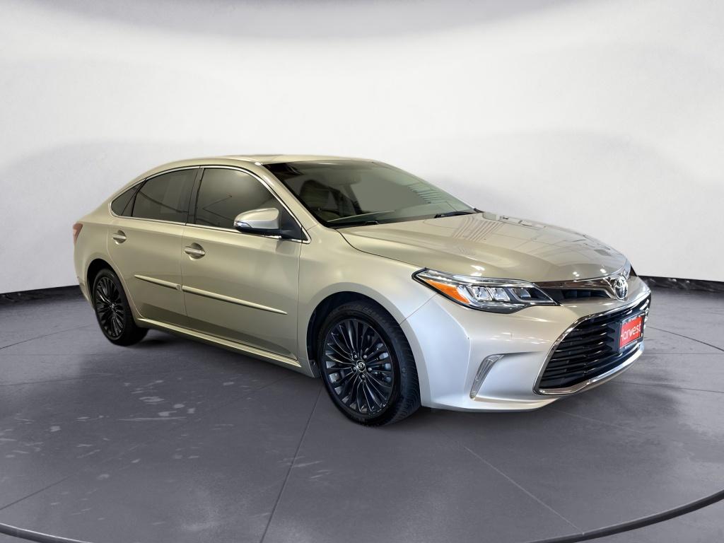 2016 Toyota Avalon XLE Touring's photo