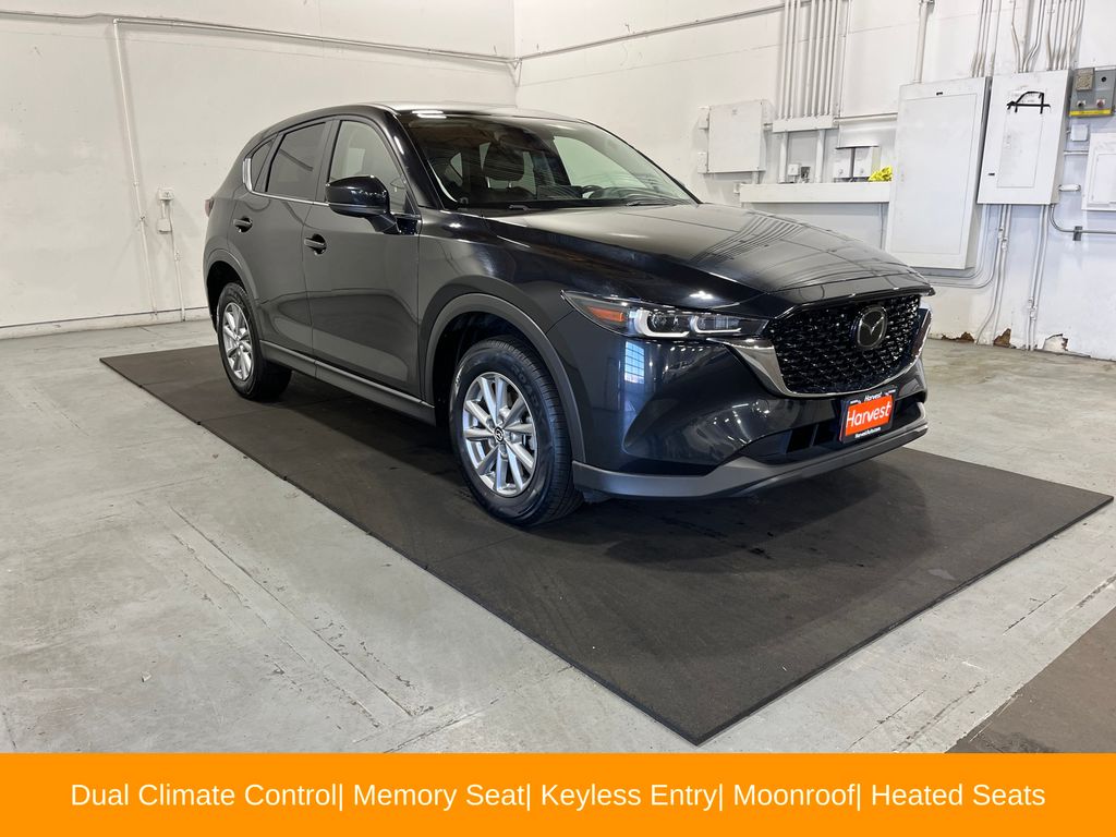 2023 Mazda CX-5 S Preferred package