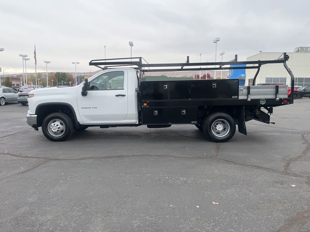 New 2025 Chevrolet Silverado 3500 HD Chassis Cab Work Truck Truck