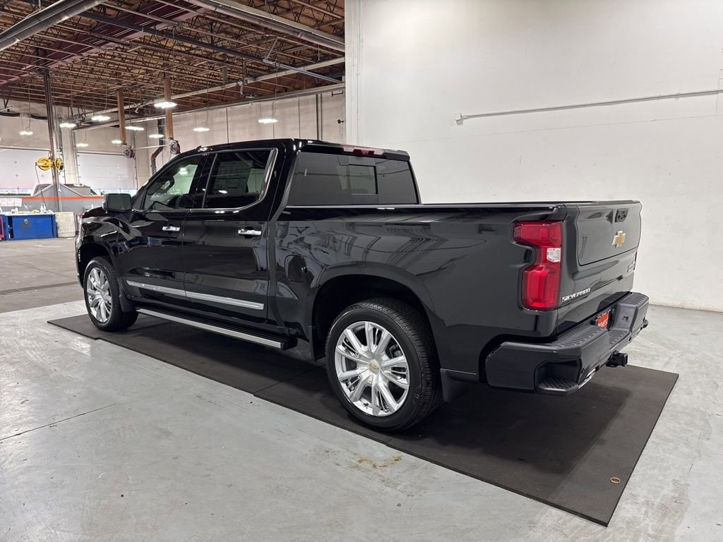 New 2026 Chevrolet Silverado 1500 High Country Truck