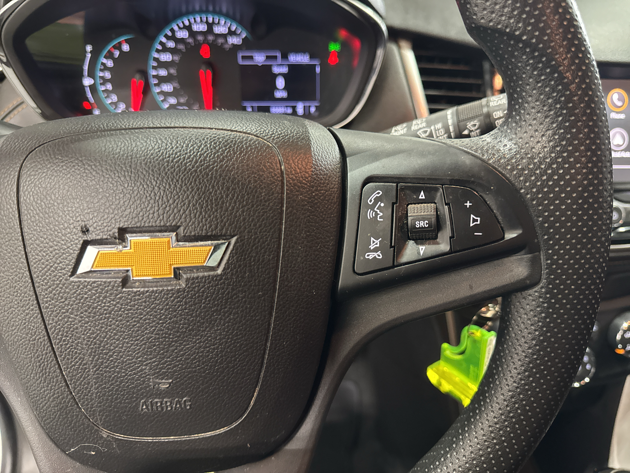 2020 Chevrolet Trax LS - Photo 25